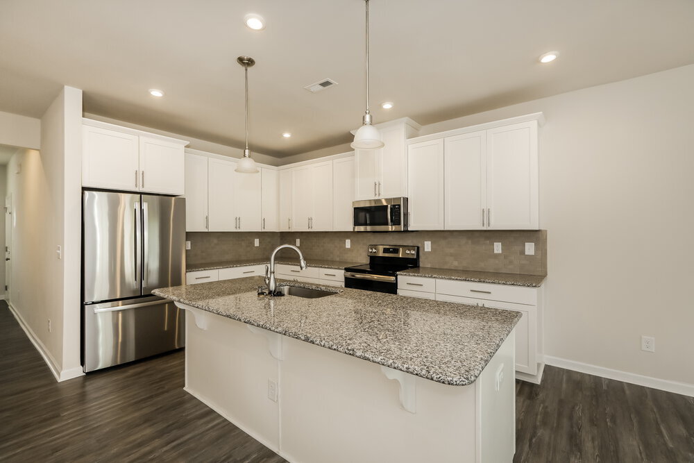 Building Photo - 307 Pond Pl Ln