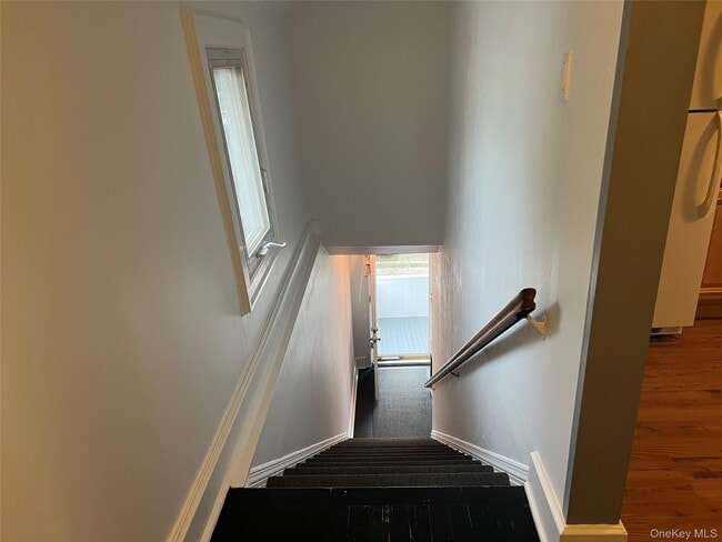 Building Photo - 140 12th Ave