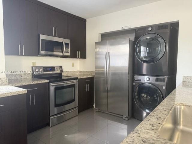 Building Photo - 515 W Park Dr