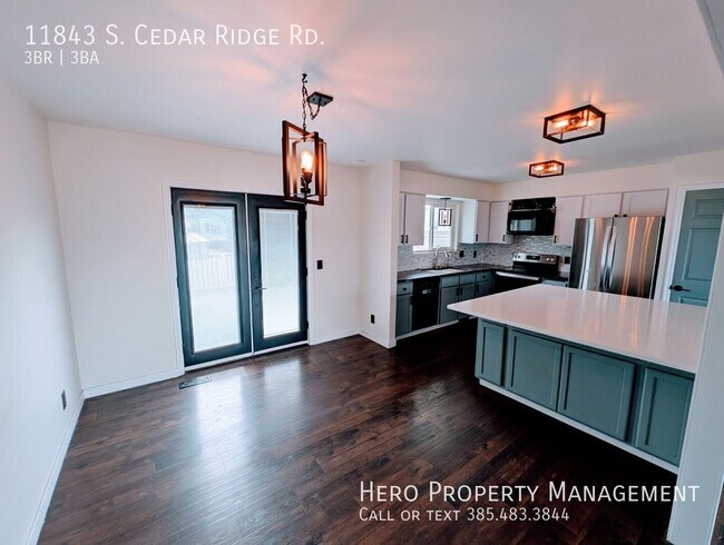 Building Photo - 11843 S Cedar Ridge Rd