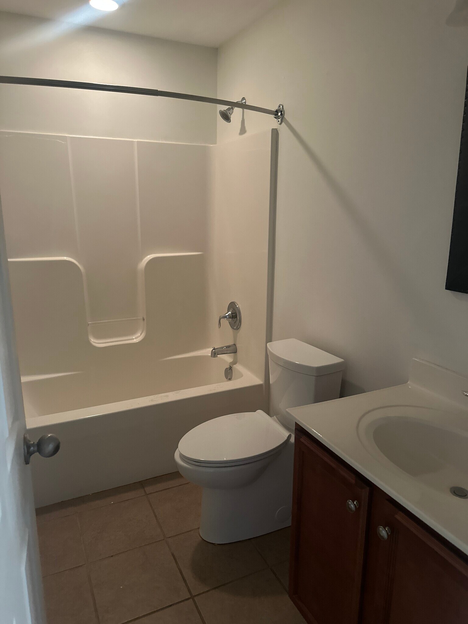 Building Photo - 623 Wyndhurst Dr