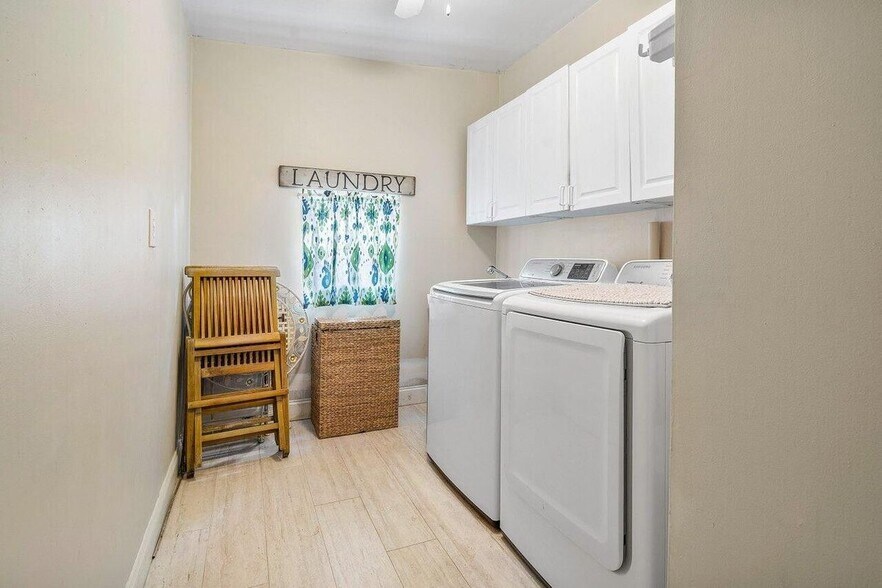 Building Photo - 521 N Swinton Ave