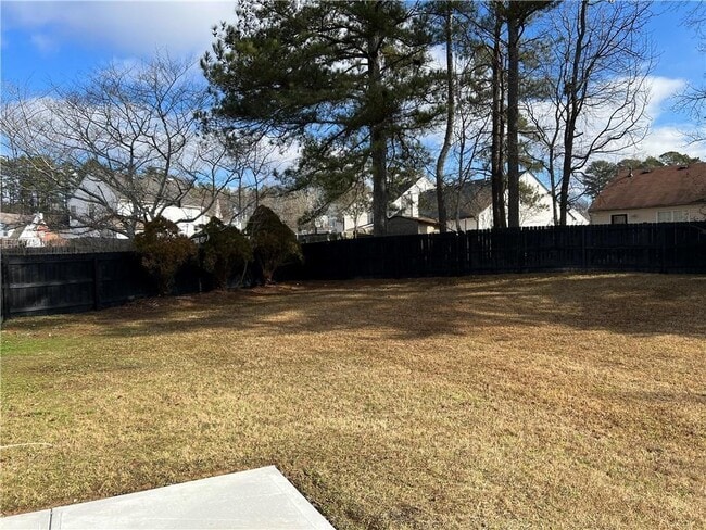 Building Photo - 2140 Racquet Club Cir NW