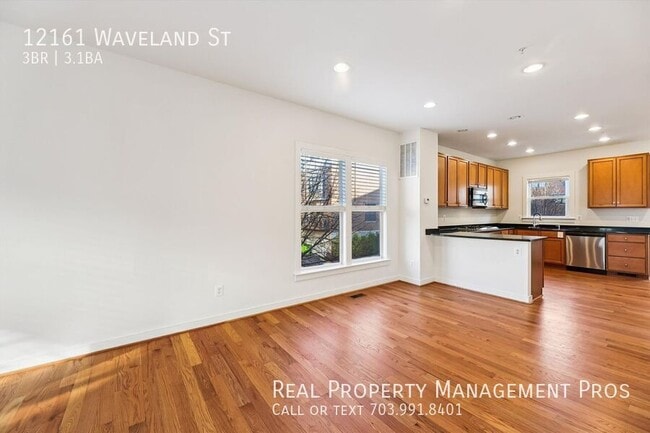 Building Photo - 12161 Waveland St