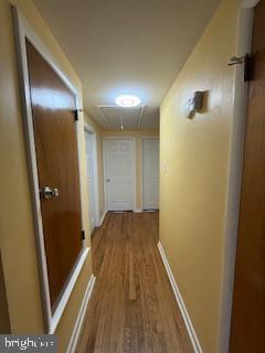 Building Photo - 346 W King St