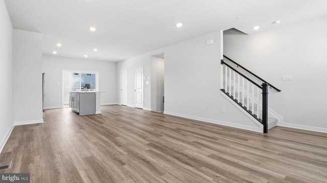 Building Photo - 466 Still Feather Ave