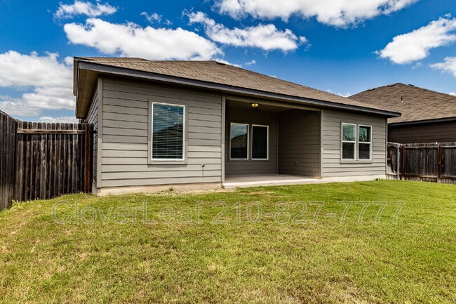Building Photo - 2126 Silver Maple