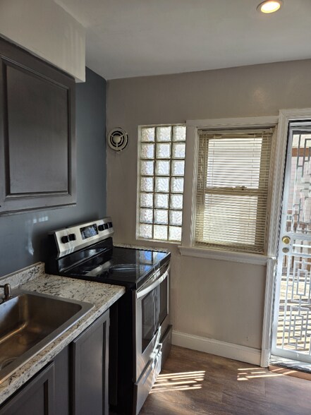 Building Photo - 2200 Braddish Ave