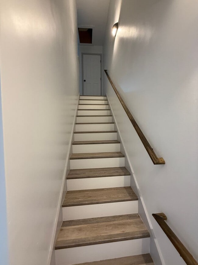 Building Photo - Newly Built 2 Bedroom 2.5 Bath