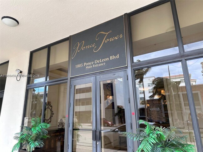 Building Photo - 1805 Ponce de Leon Blvd