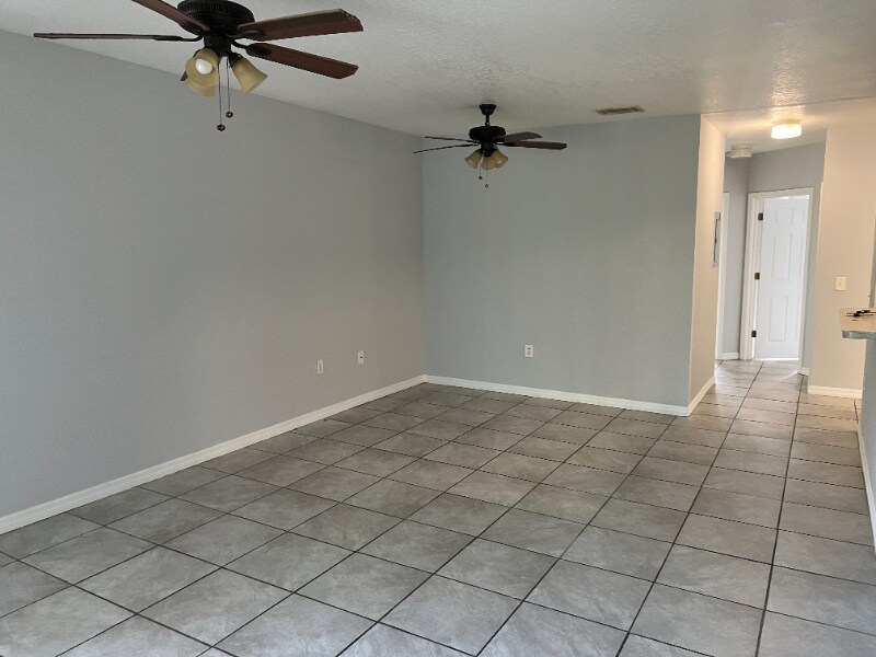 Building Photo - 6431 Cypressdale Dr