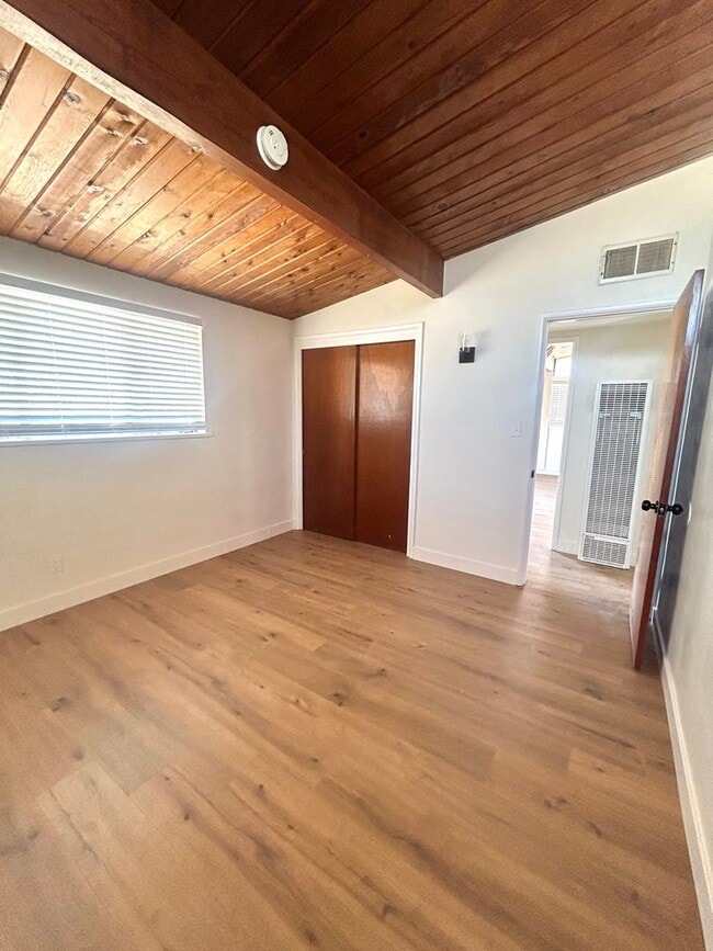 Building Photo - 6096 Cahuilla Ave