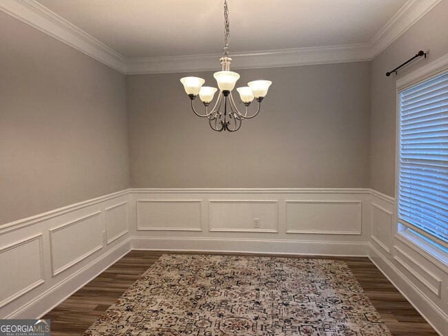 Building Photo - 273 The Blvd