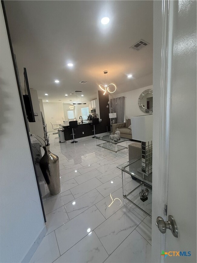 Building Photo - 216 Star Pass