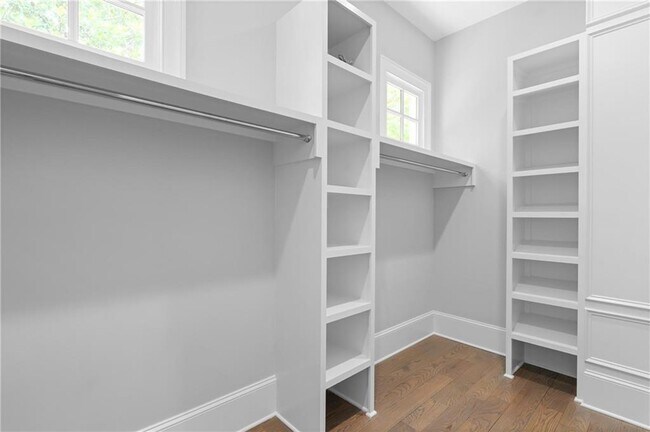Building Photo - 1685 Mt Paran Rd NW