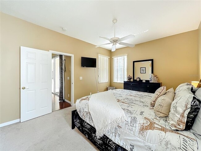 Building Photo - 520 Orista Dr