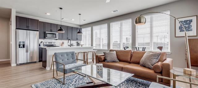 Building Photo - 3900 Commerce St