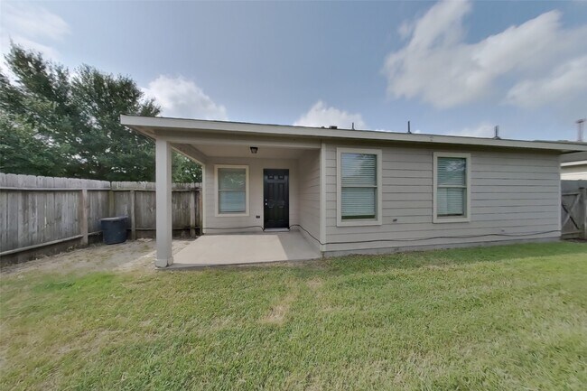 Building Photo - 21342 Bandera Ranch Lane
