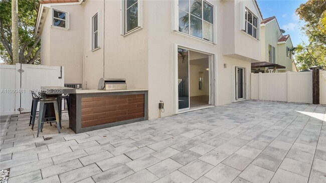 Building Photo - 876 Garnet Cir