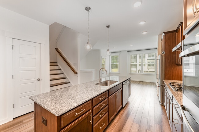 Building Photo - 1106 Kiernan Grove Ln