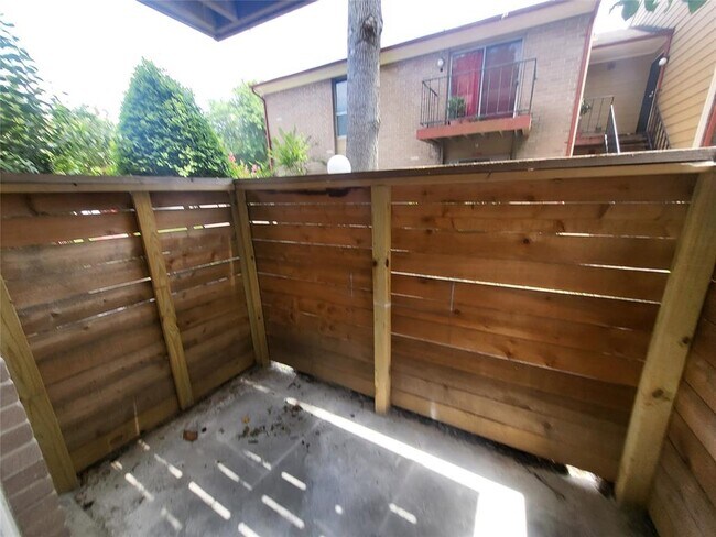 Building Photo - 12955 Woodforest Blvd