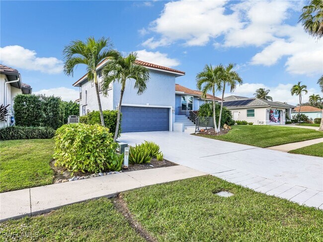 Building Photo - 188 Columbus Way