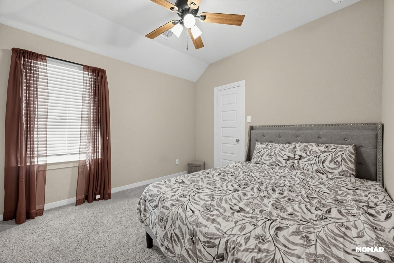Building Photo - 3958 Oak Crk Cir