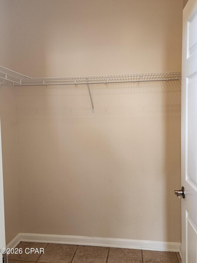 Building Photo - 11728 Seashore Ln