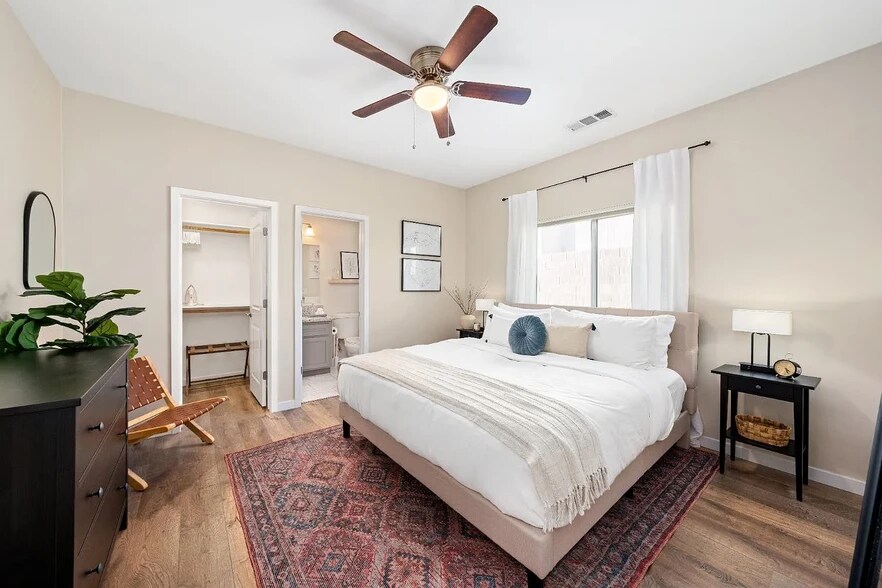 Building Photo - 4501 Cyclamen Way