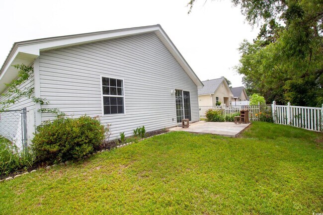 Building Photo - 9490 Leeds Cir