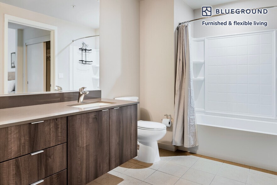 Building Photo - 388 Santana Row