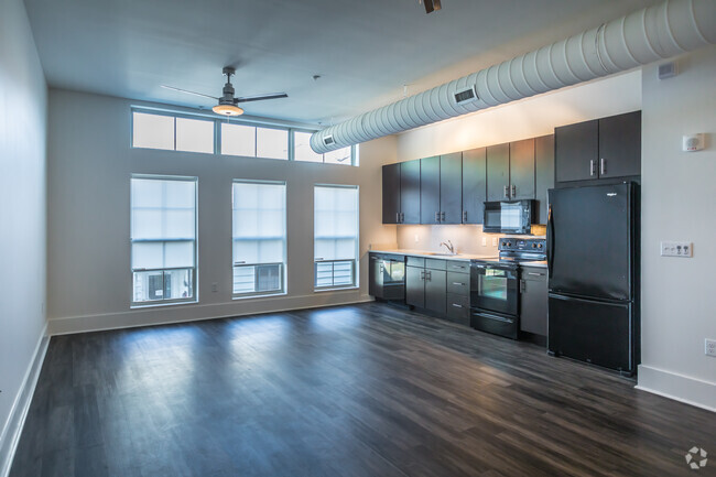 0 BR, 1 BA - 525 SF - The Flats @ Cooper Young