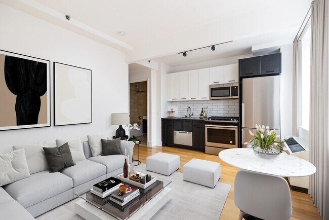 Interior Photo - 63 Wall Street