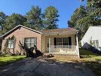 Building Photo - Charming Ranch-Style Condo Near Cherry Par...
