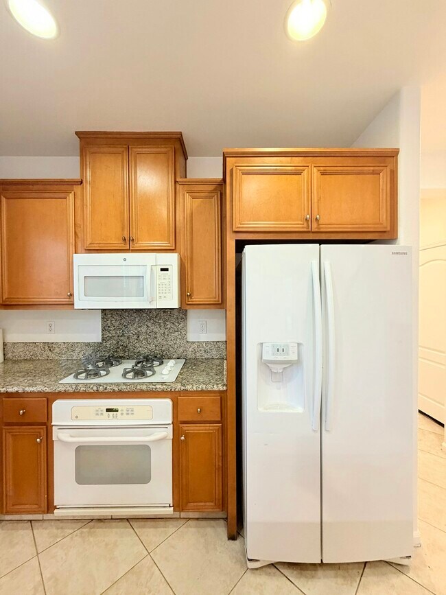 Building Photo - 252 W Terraza Way