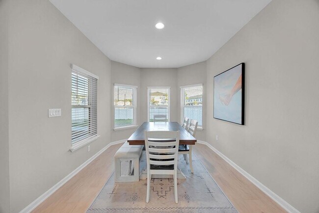 Building Photo - 161 Goldcrest Wy