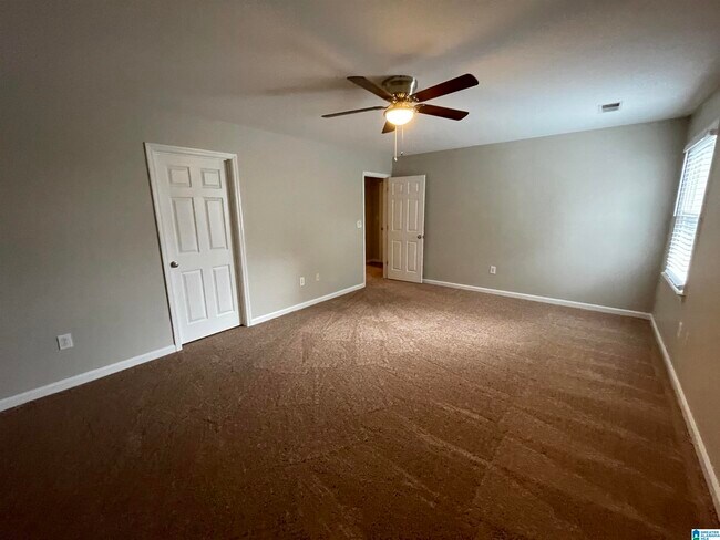 Building Photo - 1707 Columbiana Ln