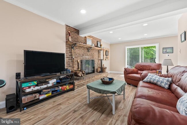 Building Photo - 7362 Clifton Rd