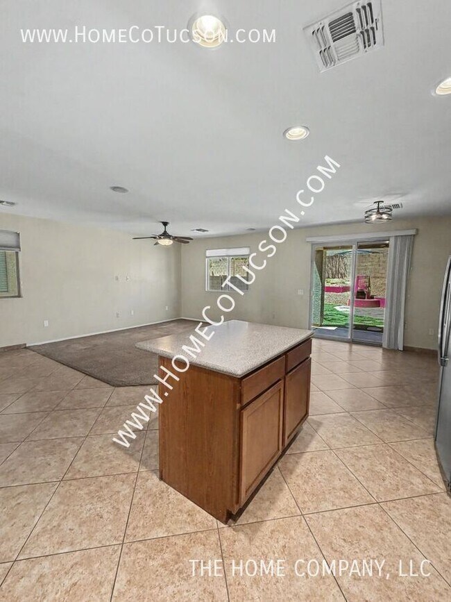 Building Photo - 14306 S Camino Vallado