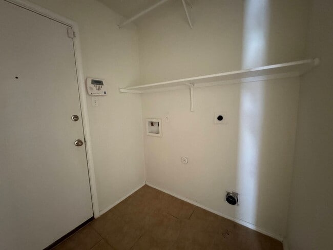 Building Photo - 4-Bedroom House for Rent in Killeen *Save $100/Month!*