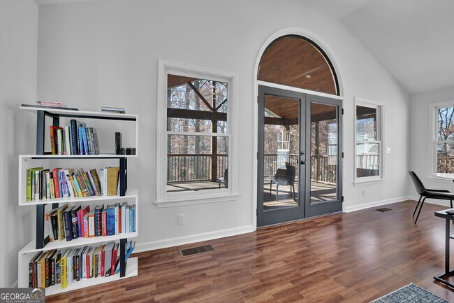 Building Photo - 3474 Hildon Cir