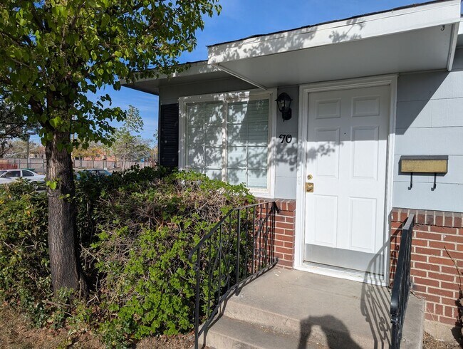 Building Photo - 70-80 Locust Street