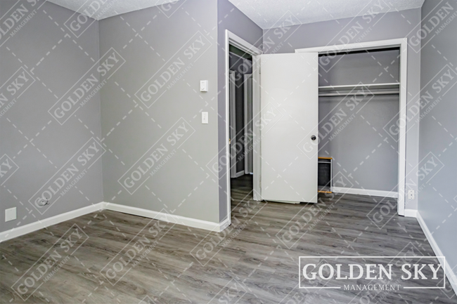 Building Photo - 111 S Keystone Cir