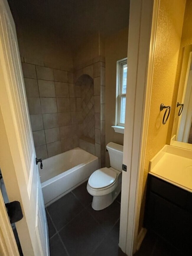 Building Photo - Beautiful Two-Story Stone Home in Desirable Kallison Ranch - West San Antonio off North Culebra Rd