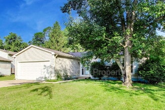 Building Photo - 9518 Bent Brook Dr