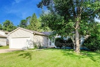 Building Photo - 9518 Bent Brook Dr