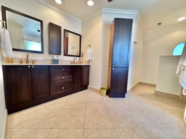 Building Photo - 181 Kel-Wen Cir