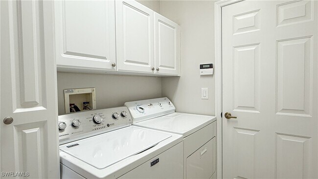 Building Photo - 8460 Indian Wells Way