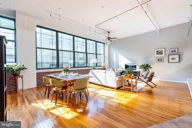 Building Photo - 314 N 12th St