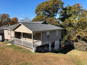 Building Photo - 1444 31st St N